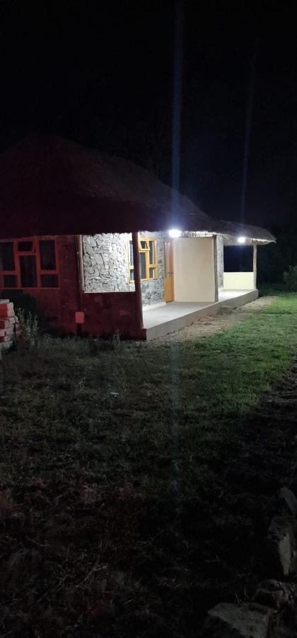 Le Tai Village Resort Near Solio Game Reserve Mweiga Dış mekan fotoğraf
