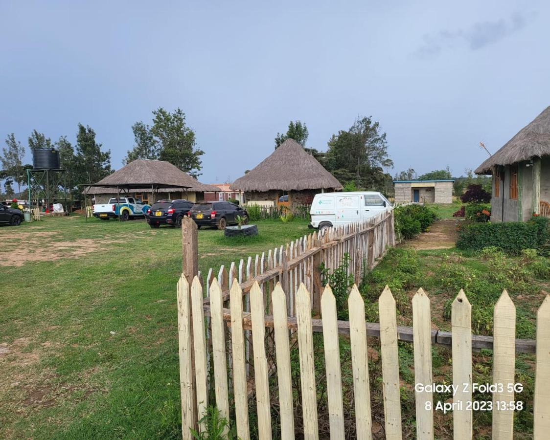 Le Tai Village Resort Near Solio Game Reserve Mweiga Dış mekan fotoğraf